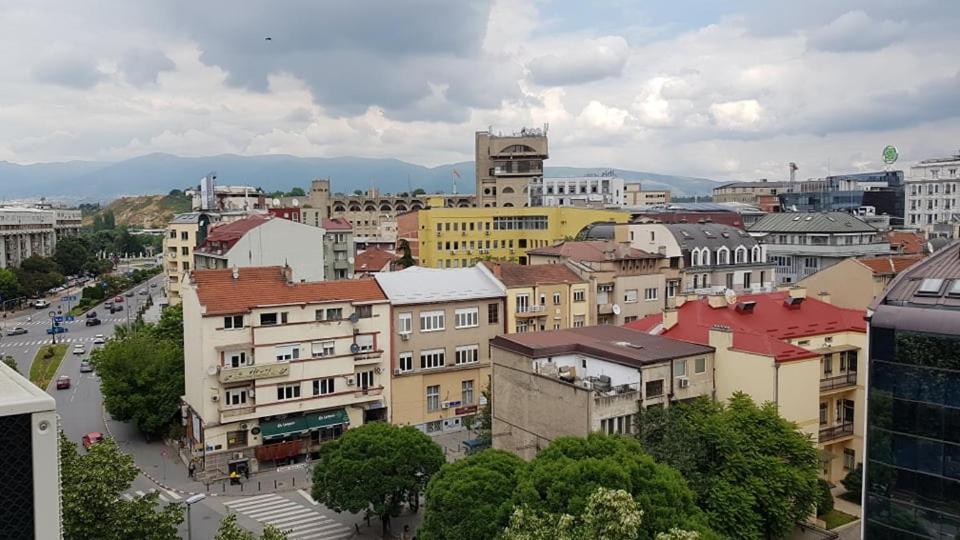 Central View Apartment Skopje Zewnętrze zdjęcie